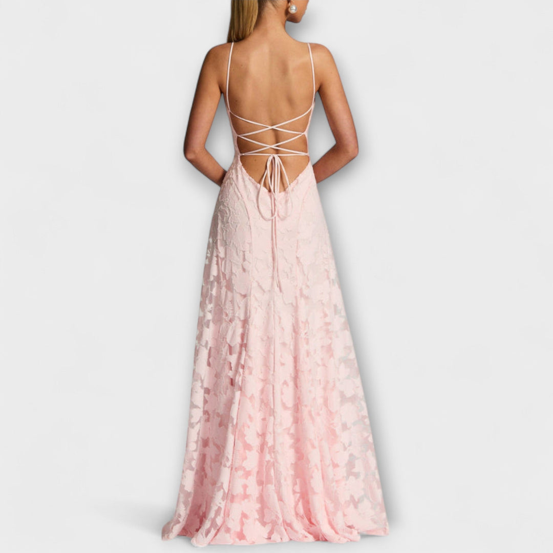 Kairi - Robe Maxi Stylée avec Dentelle Florale et Bretelles Spaghetti