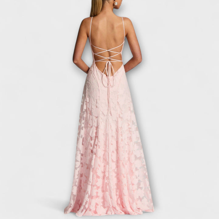 Kairi - Robe Maxi Stylée avec Dentelle Florale et Bretelles Spaghetti