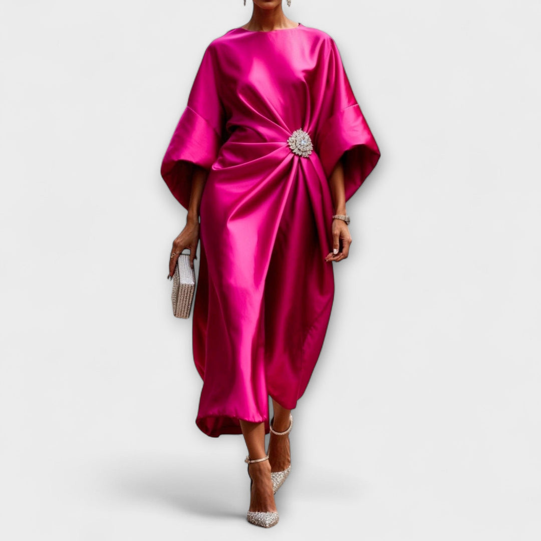 Robe maxi en satin luxueux avec brillance
