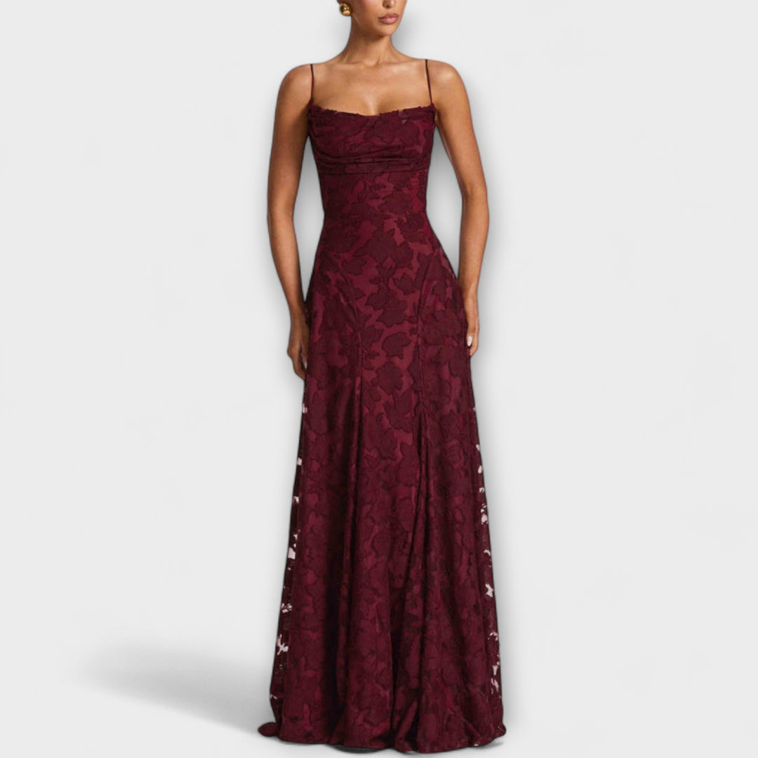 Kairi - Robe Maxi Stylée avec Dentelle Florale et Bretelles Spaghetti