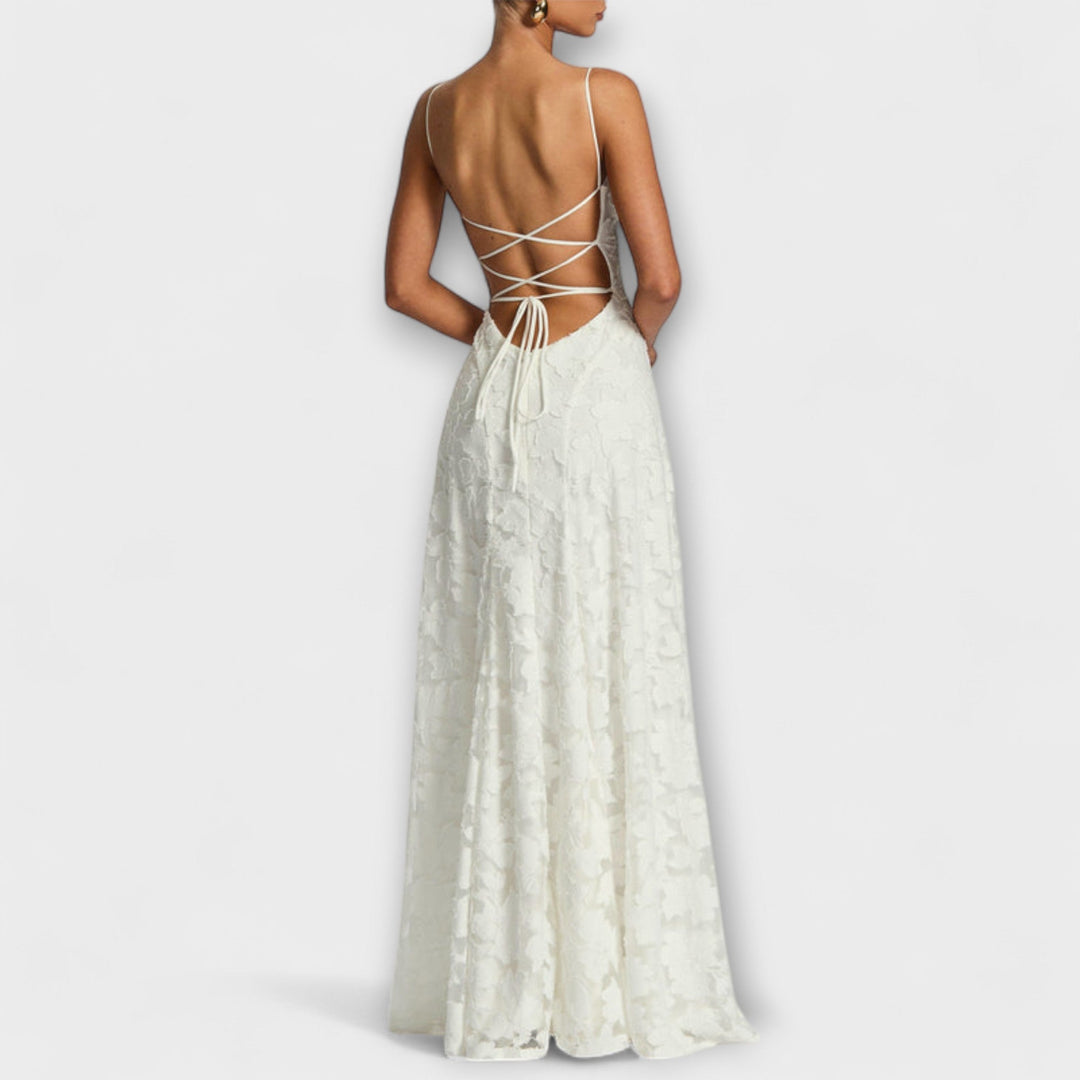 Kairi - Robe Maxi Stylée avec Dentelle Florale et Bretelles Spaghetti