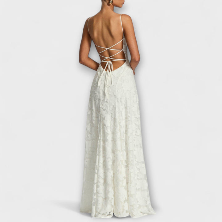 Kairi - Robe Maxi Stylée avec Dentelle Florale et Bretelles Spaghetti