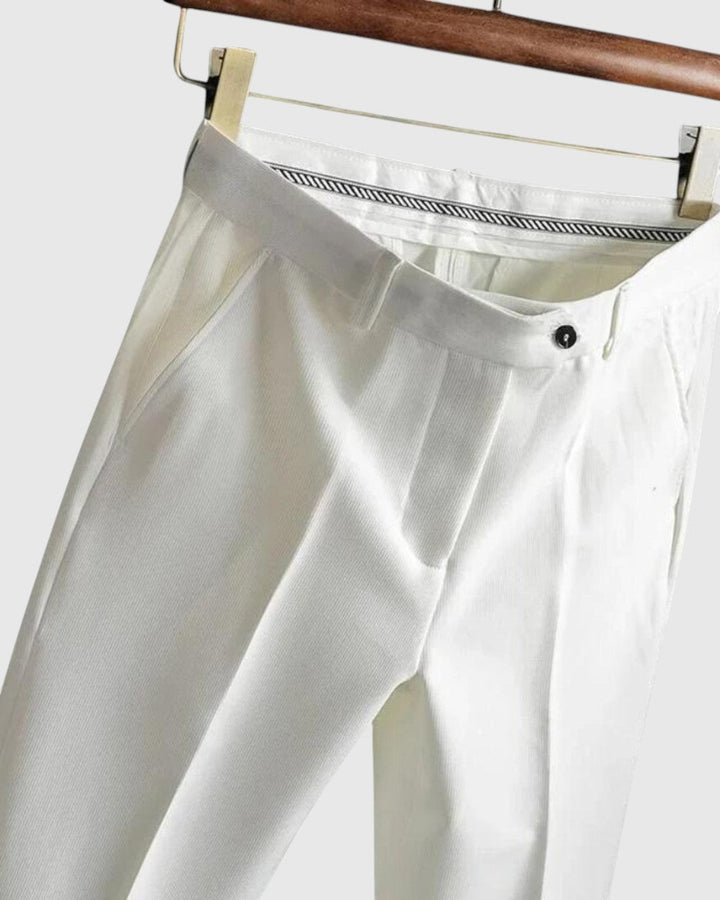 Libuše - Pantalons classiques de Turin