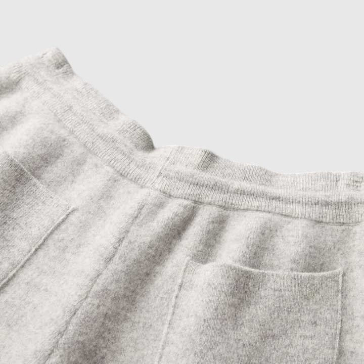 Libuše - Pantalons en cachemire Arcturus