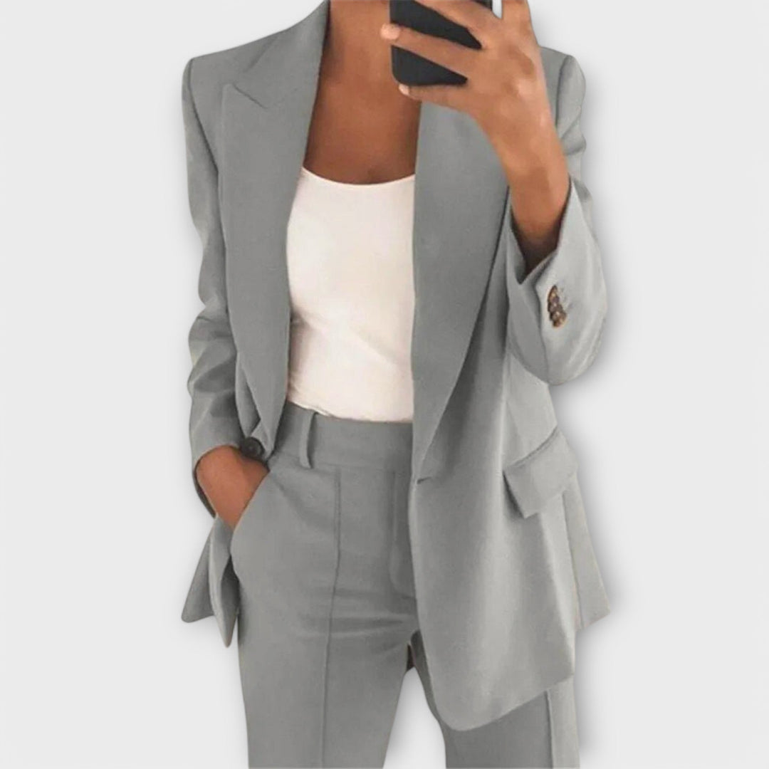 Christina - Ensemble de costume pour femmes