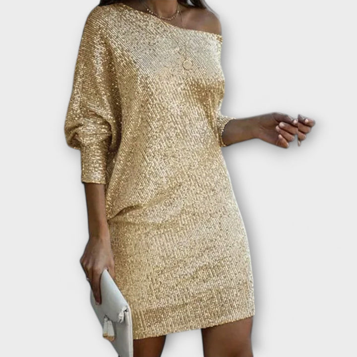 Robe de fête avec des paillettes et un contraste