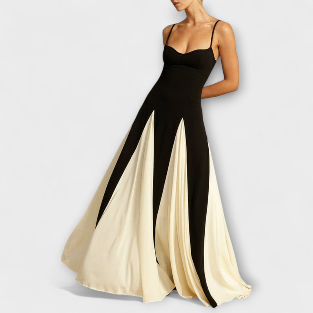 Ember - Élégance classique Robe maxi A-line avec panneaux en tulle