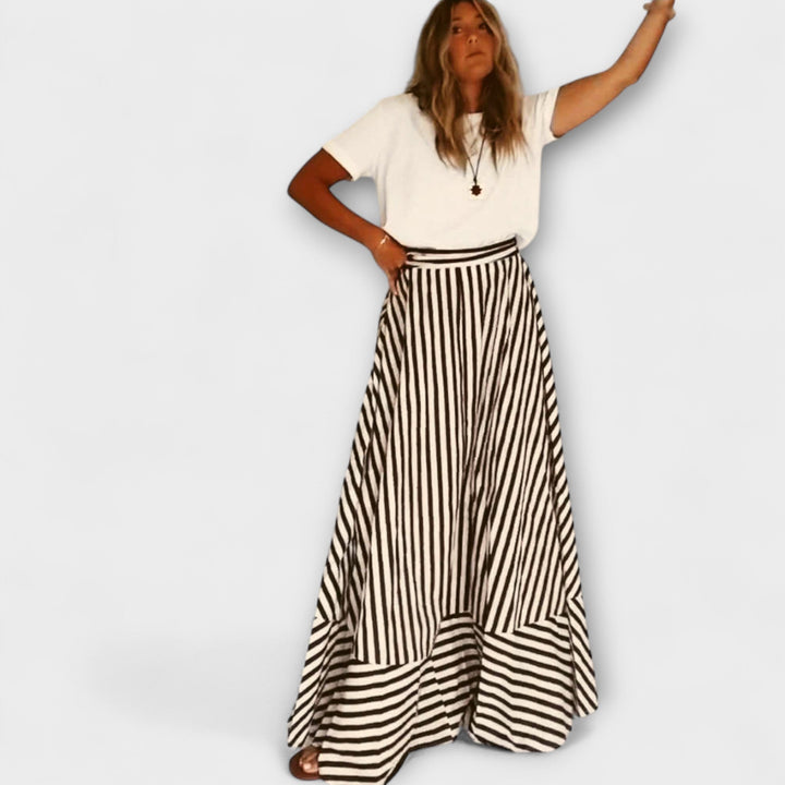 Maxi robe Nocturnal Charm avec volants