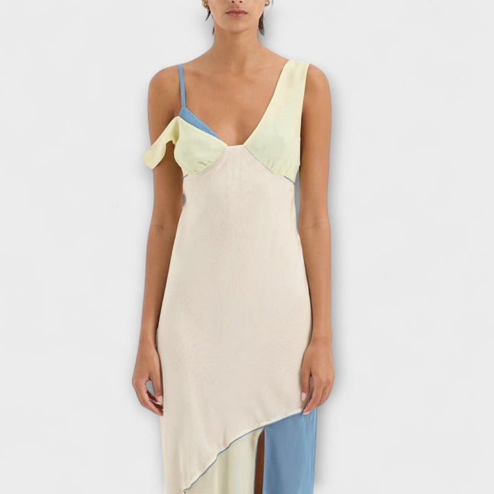 Alora - Robe midi Thames avec détails d'insertion