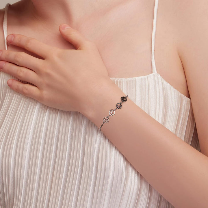 Bracelet avec empreinte de patte en argent – Taille ajustable