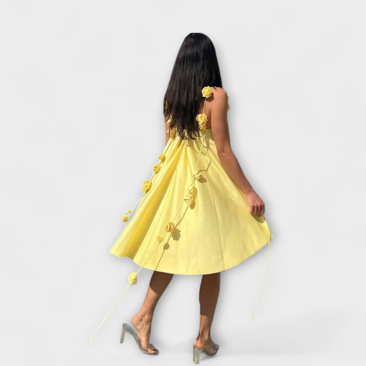 Jordan - Robe mini sans manches à imprimé floral stylé