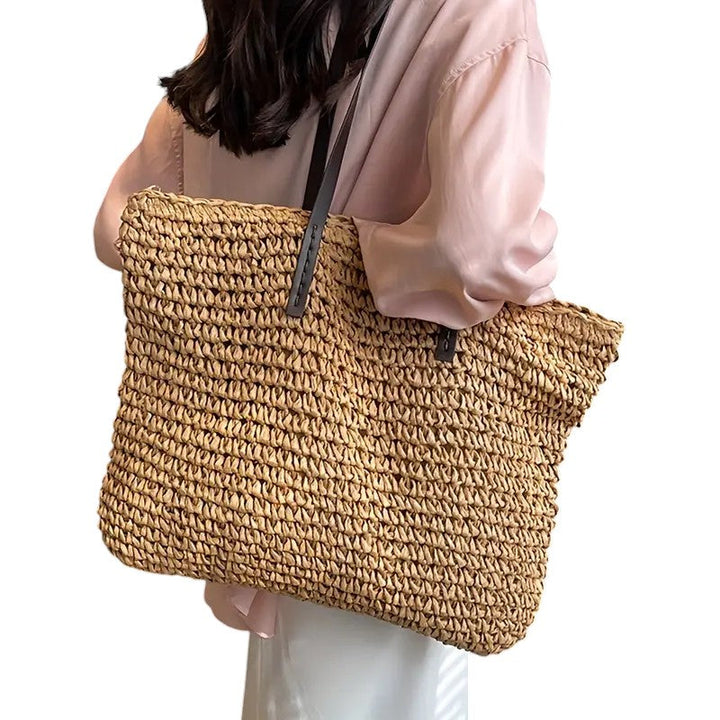 Cécile.- Sac tissé