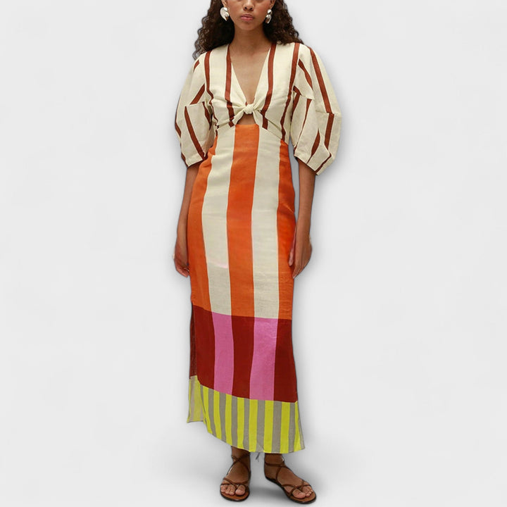 Kaya - Robe maxi avec décolleté et manches ballon
