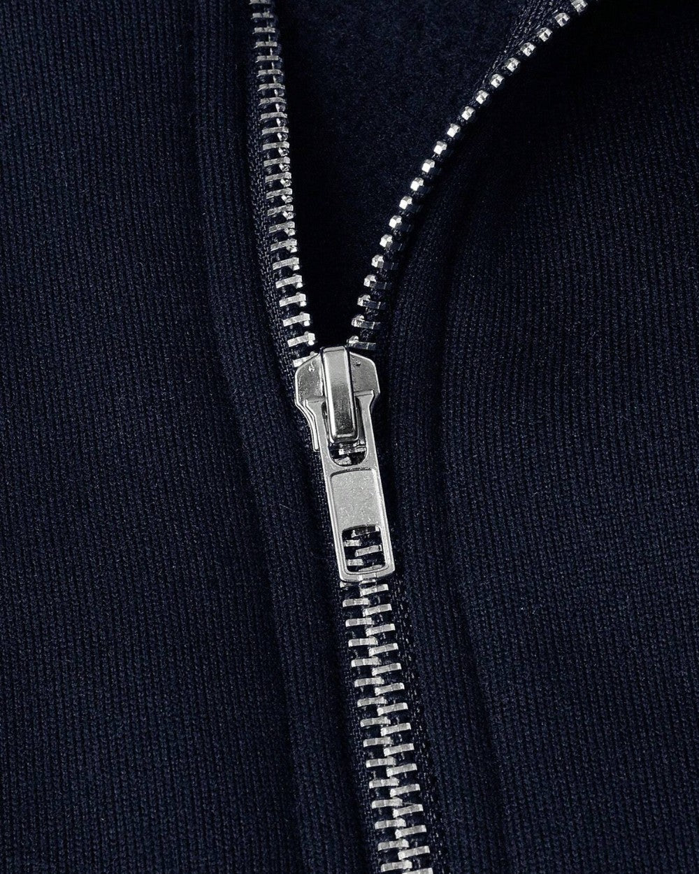 Libuše - Pull premium avec zip polo
