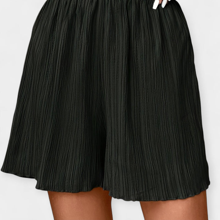 Shorts stylés avec plis