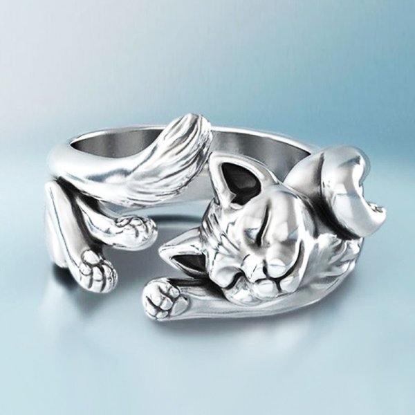 Bague vintage avec un chat en argent