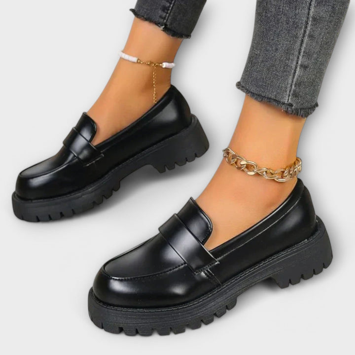Mocassins pour femmes avec design orthopédique et talons en satin