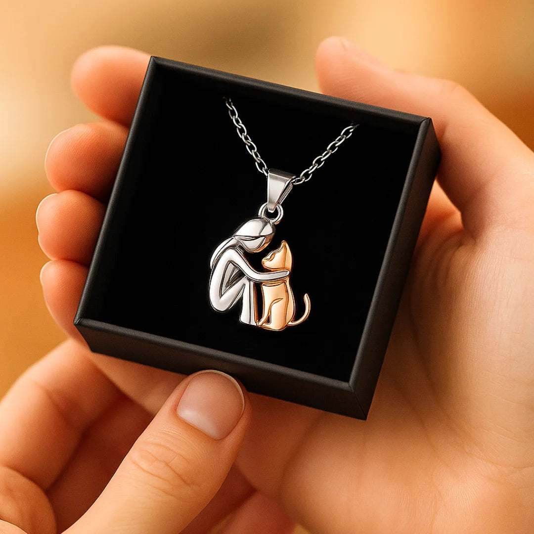 Collier avec pendentif Chat Étreinte