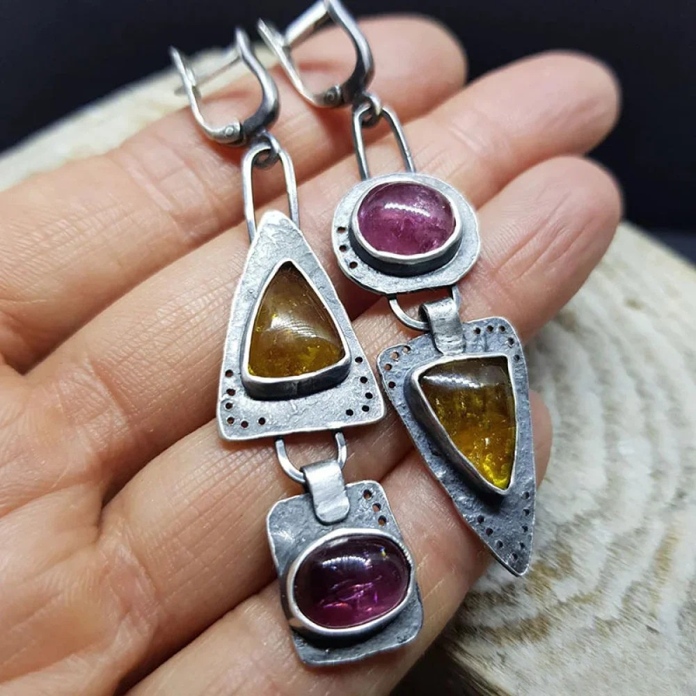 Boucles d'oreilles géométriques rétro en triangle
