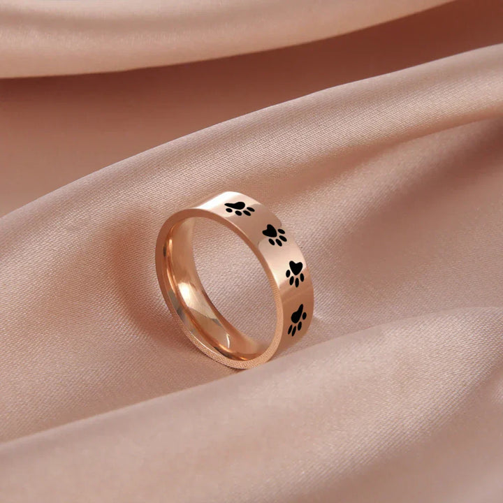 Bague avec empreinte de patte fabriquée à la main en acier inoxydable