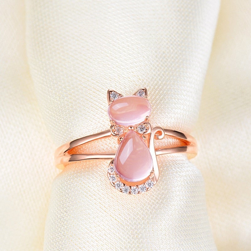 Bague avec un chat en or rose