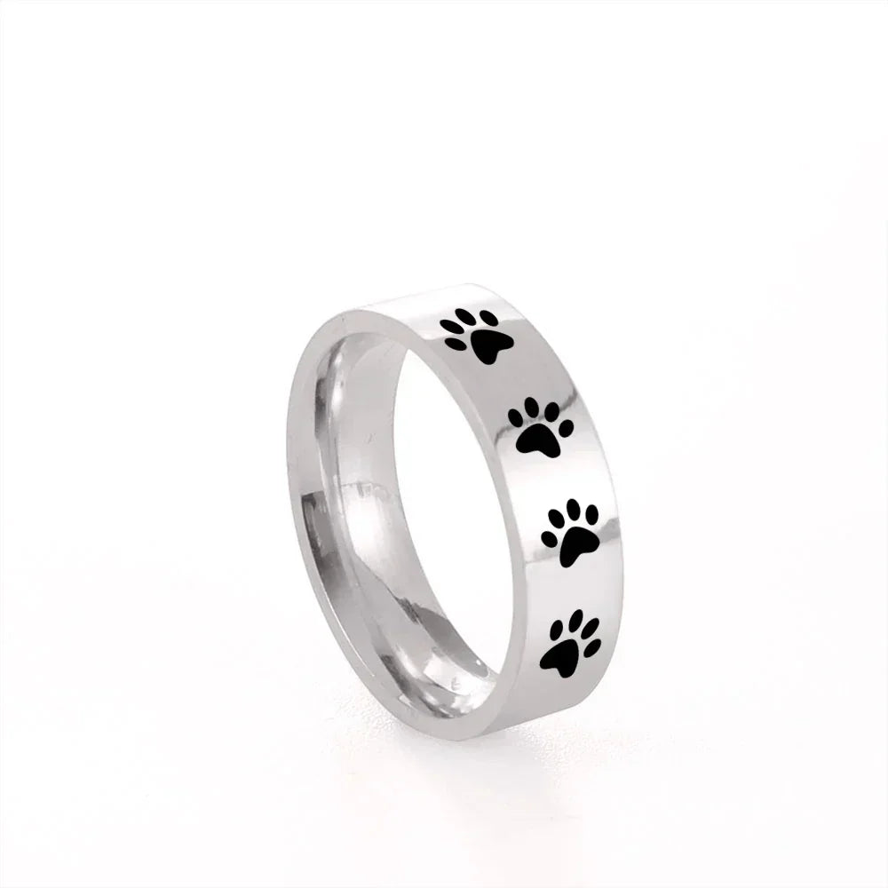 Bague avec empreinte de patte fabriquée à la main en acier inoxydable