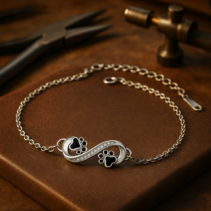 Pendentif symbole de l'infini Bracelet avec empreinte de compagnon à quatre pattes et zircon