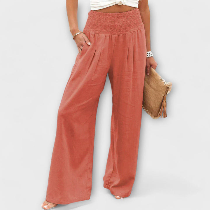 Julie - Pantalons aériens et élégants