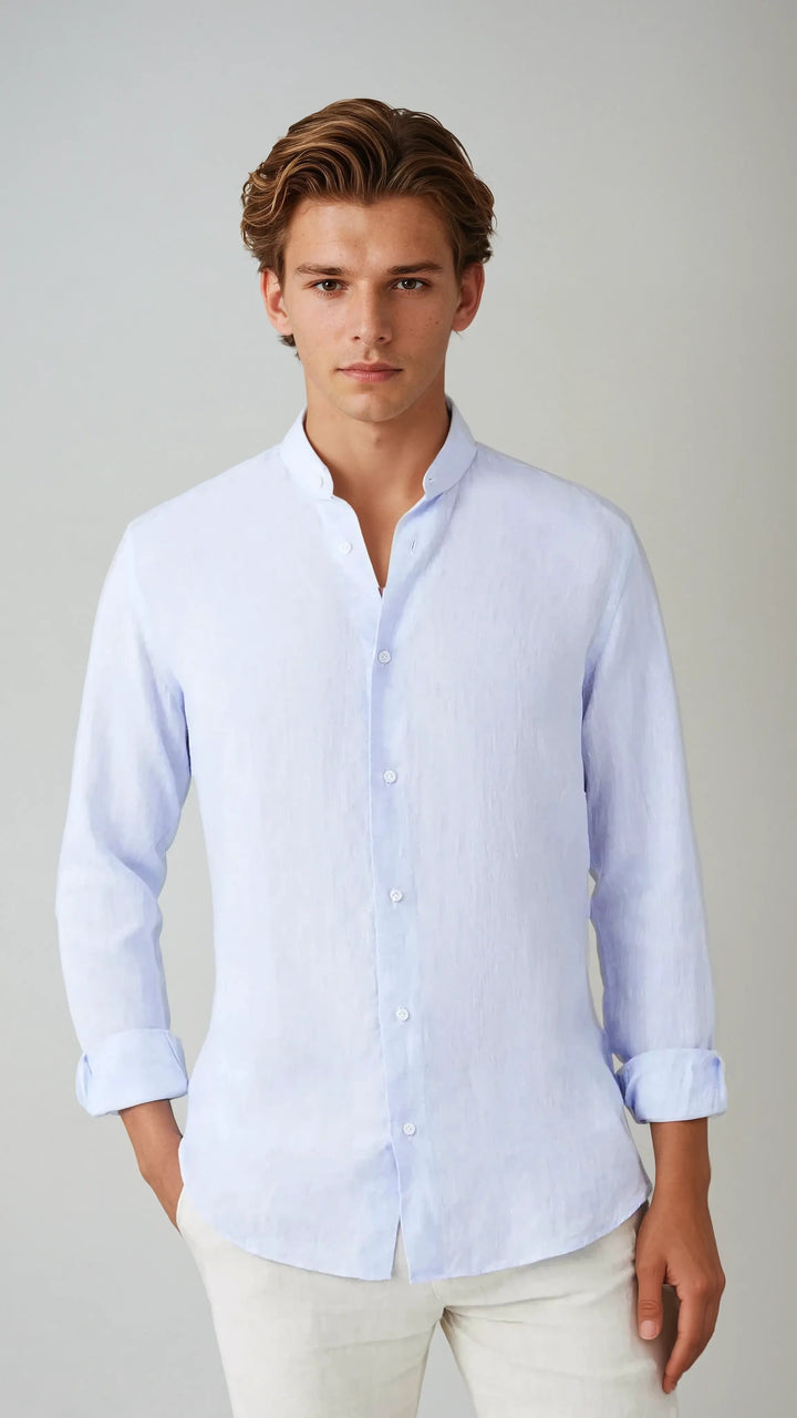 Chemise en lin à col montant bleu clair