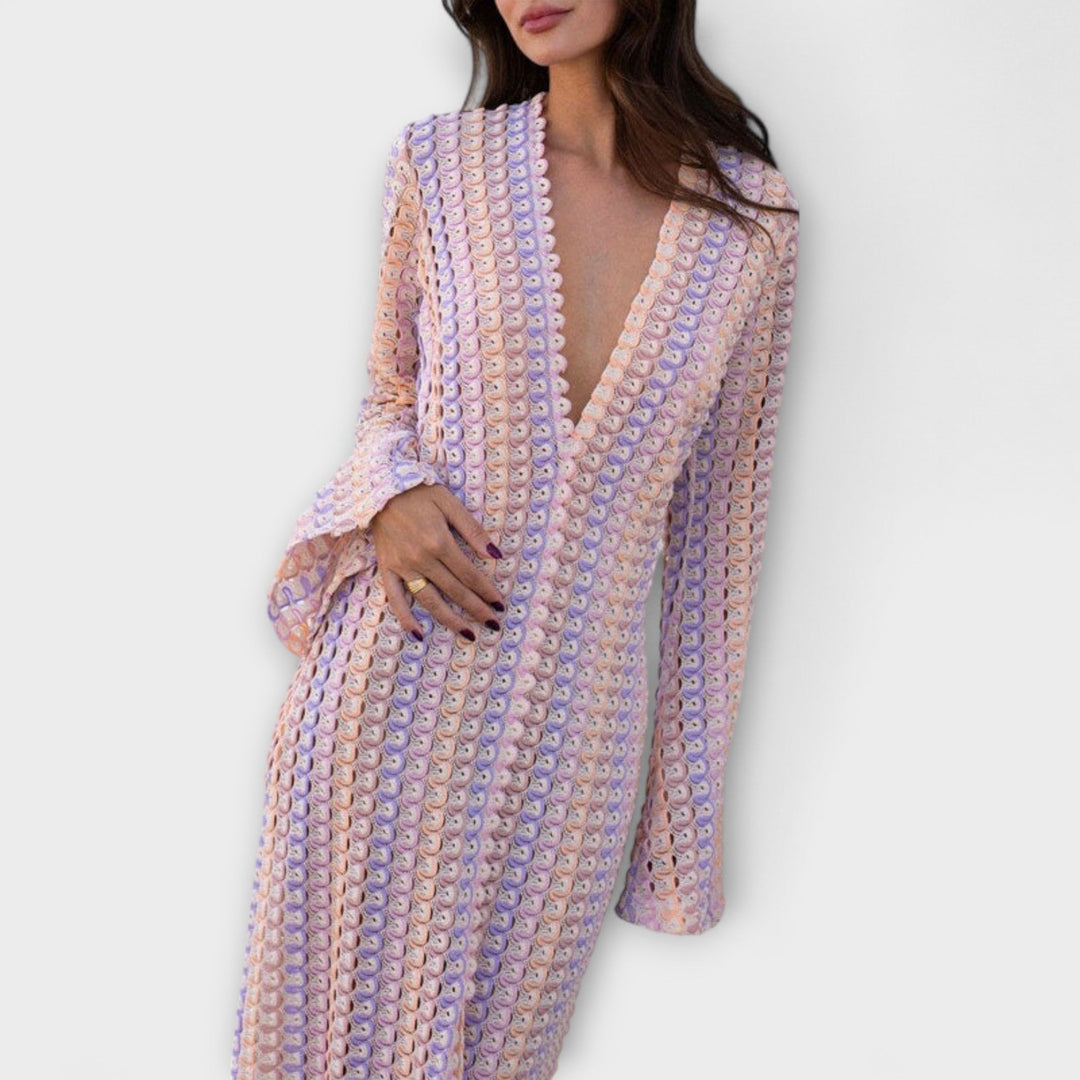 Elina – Robe maxi avec décolleté en V et ambiance estivale