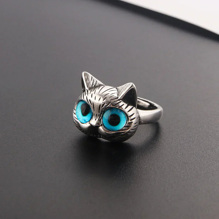 Bague avec un chat aux yeux bleus – Bague vintage ludique en argent pour les amoureux des chats