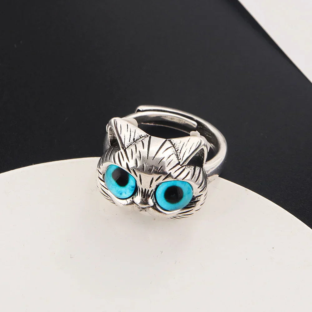 Bague avec un chat aux yeux bleus – Bague vintage ludique en argent pour les amoureux des chats