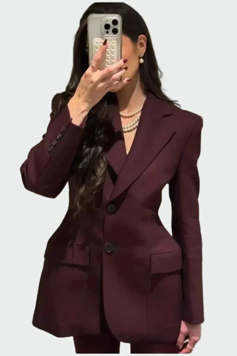 Nikol - Veste avec une Coupe Impressionnante et des Boutons