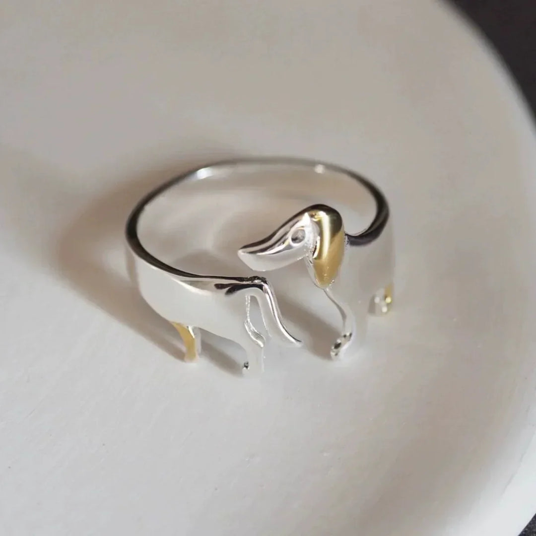 Bague avec un teckel en argent 925 – Taille ajustable