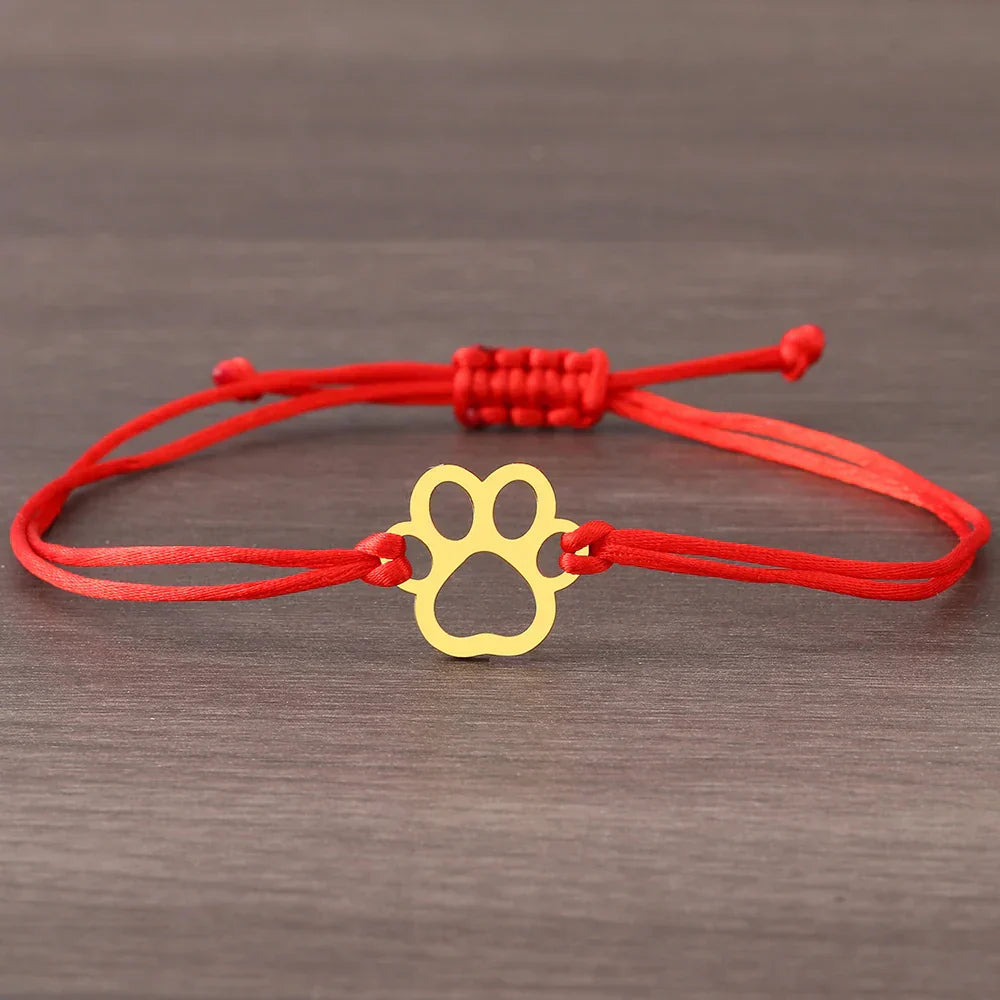 Bracelet avec cordon et empreinte de patte – Design ajustable en noir et rouge