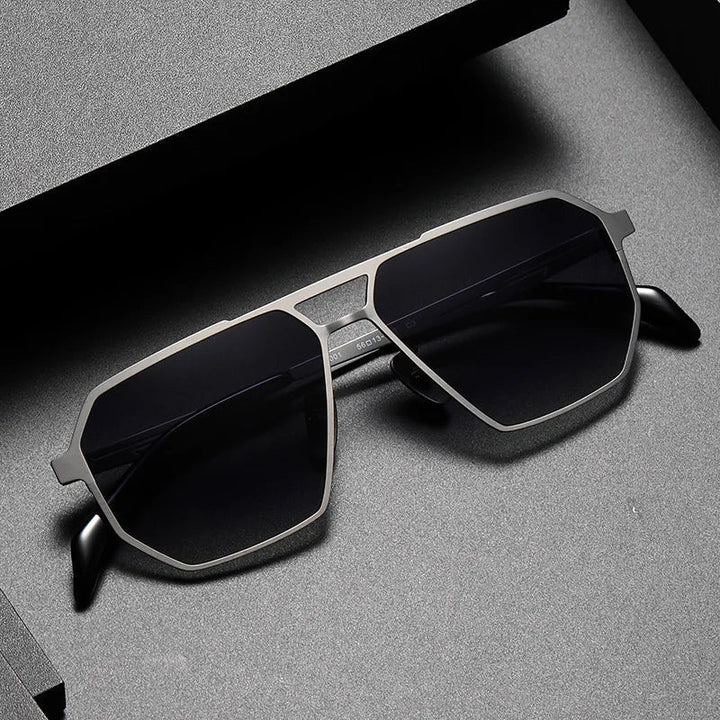Konrad™ | Lunettes de soleil en titane de précision