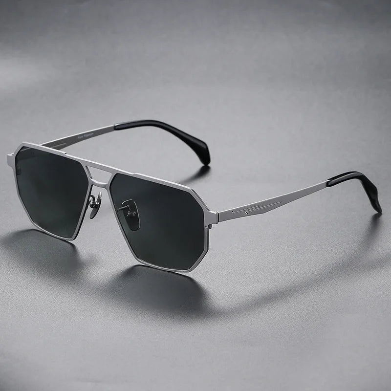 Konrad™ | Lunettes de soleil en titane de précision