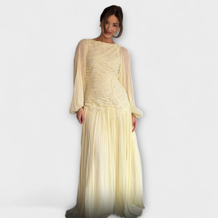 Robe plissée élégante à manches longues