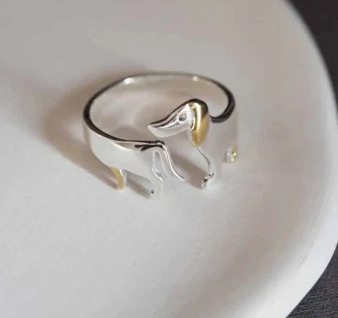 Bague avec un teckel en argent 925 – Taille ajustable