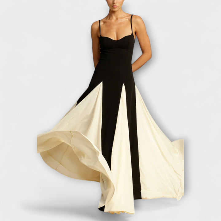Ember - Élégance classique Robe maxi A-line avec panneaux en tulle