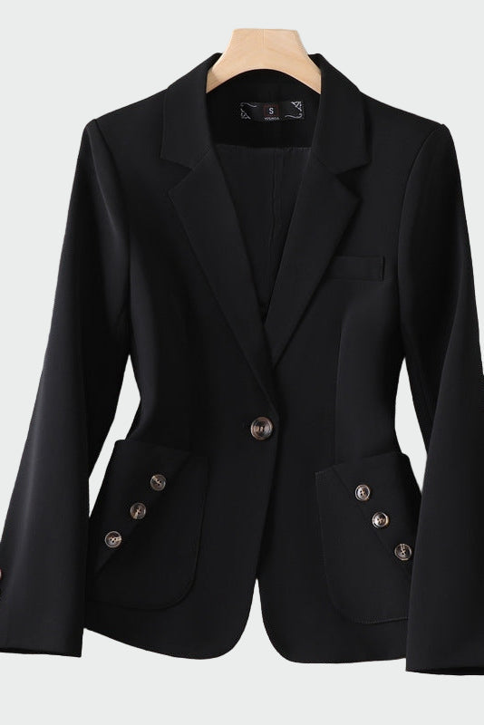 Beáta - Veste au coupe enchanteur