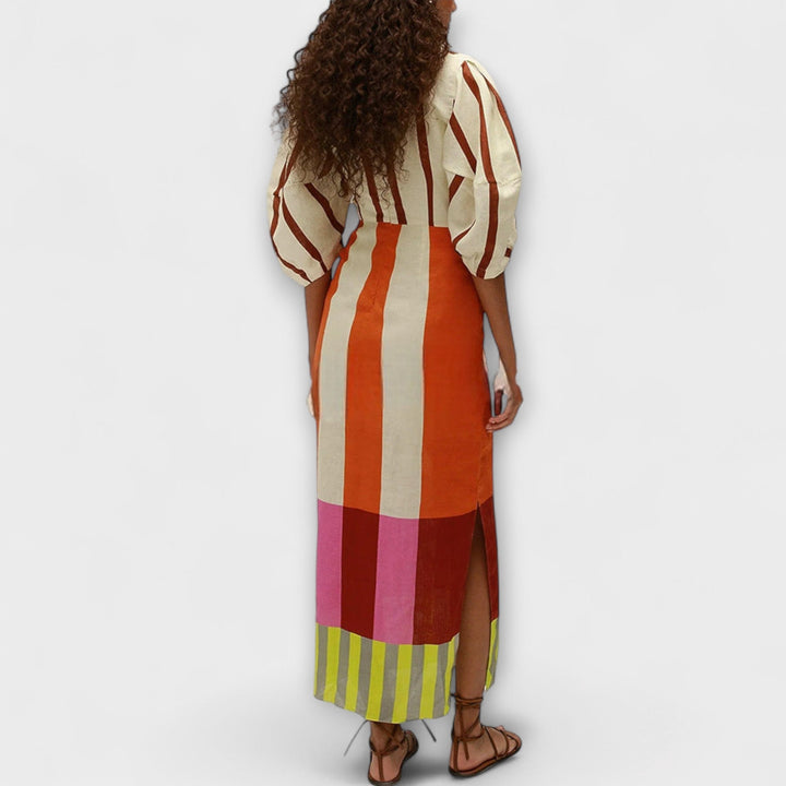 Kaya - Robe maxi avec décolleté et manches ballon