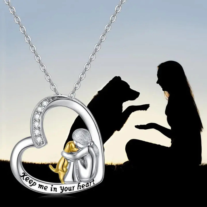 Katerina - Collier en argent avec un cœur, un chien et des zirconiums