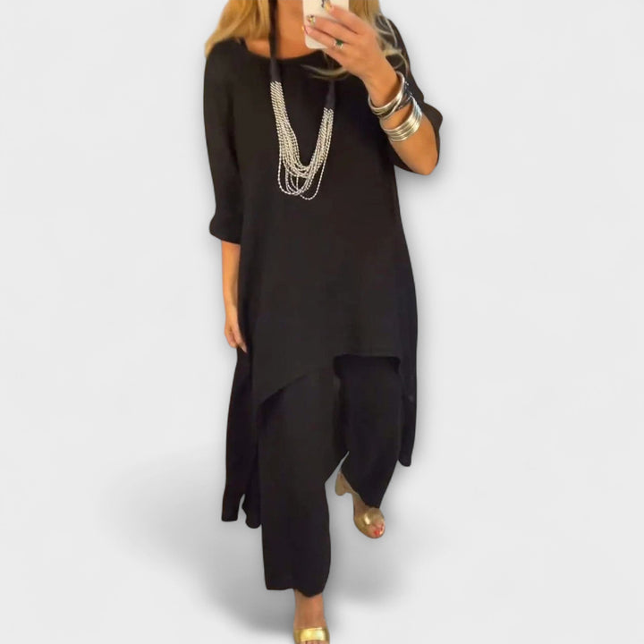 Tabea - Costume en lin avec décolleté rond