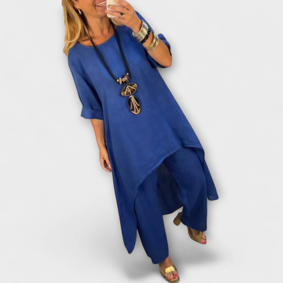 Tabea - Costume en lin avec décolleté rond