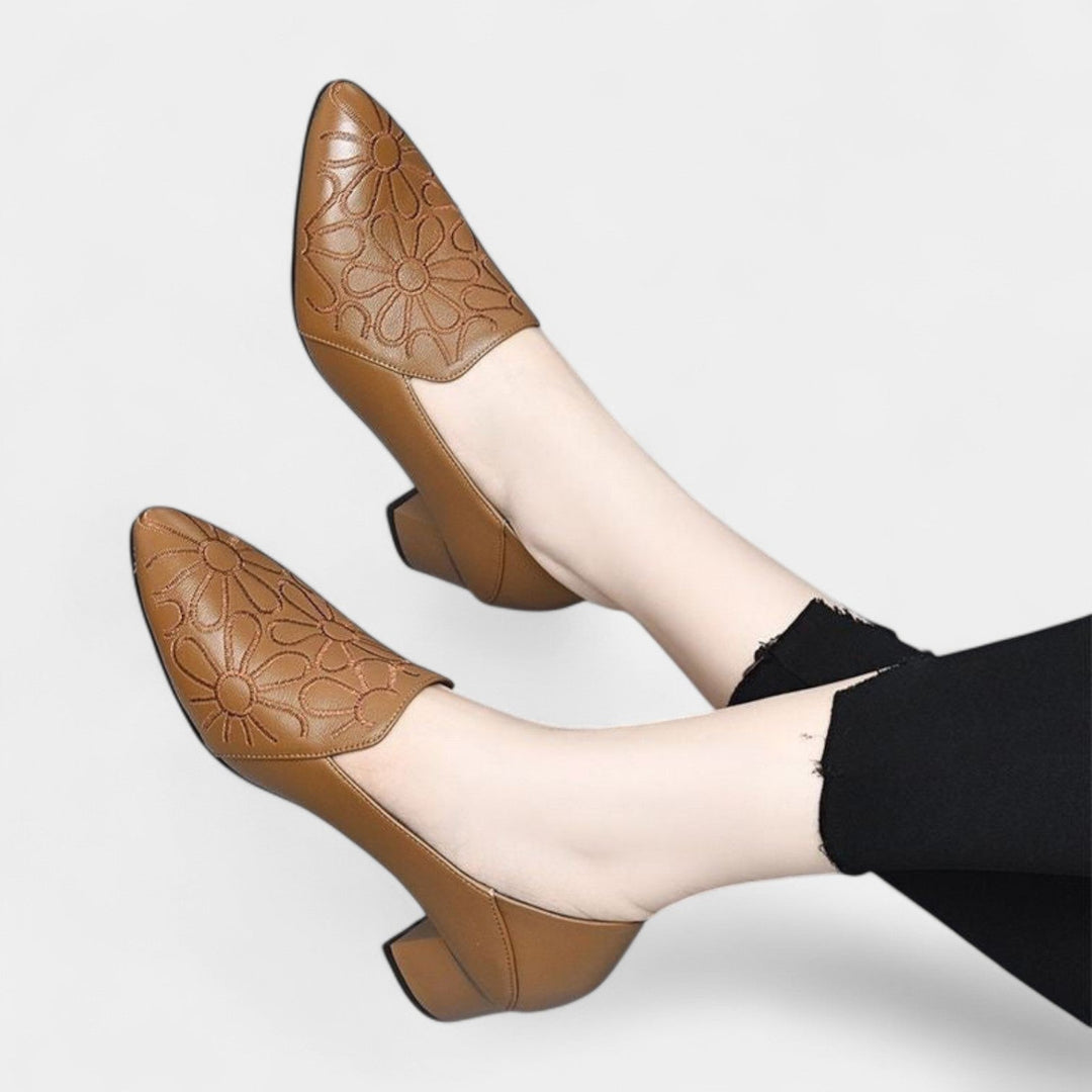 Olene – Escarpins avec broderie