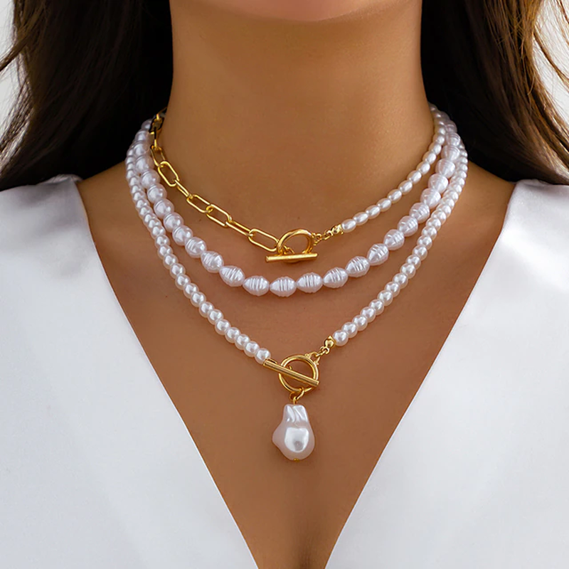 Collier vintage en perles à design multi-couches