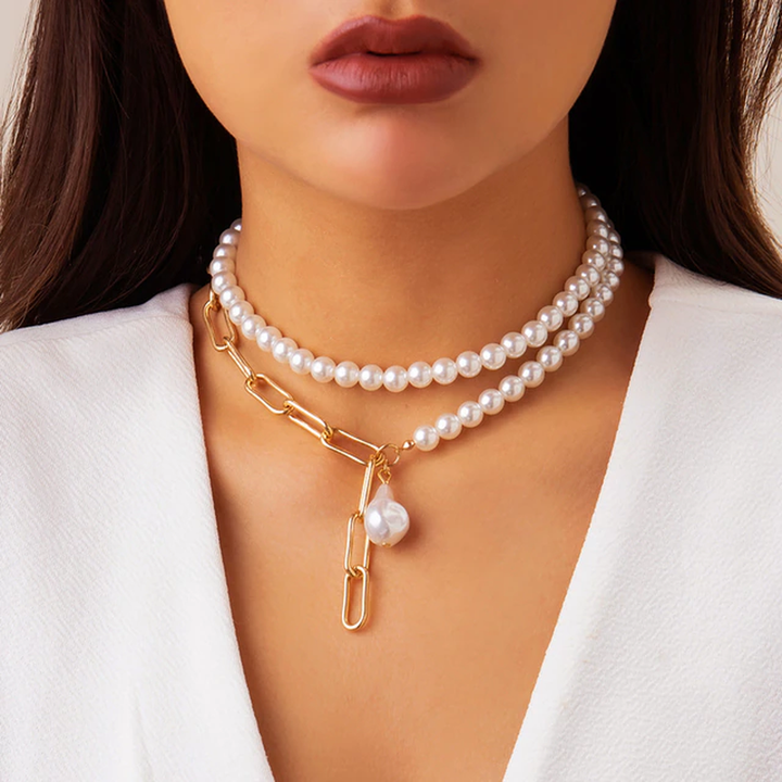 Collier vintage en perles à design multi-couches