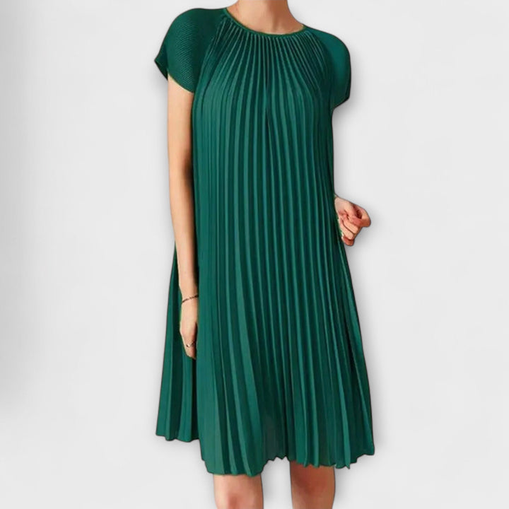 Robe plissée élégante